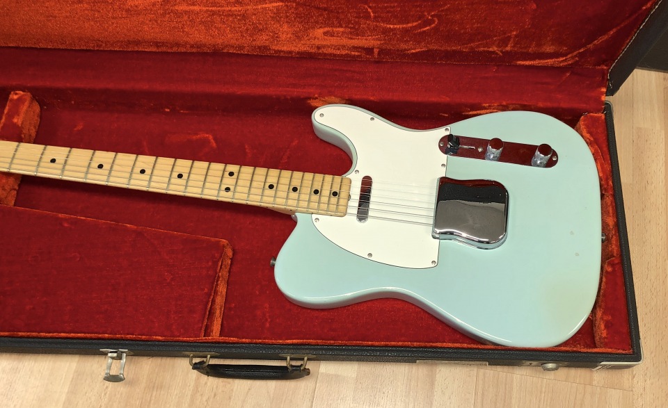 1972 Fender Telecaster Sonic Blue