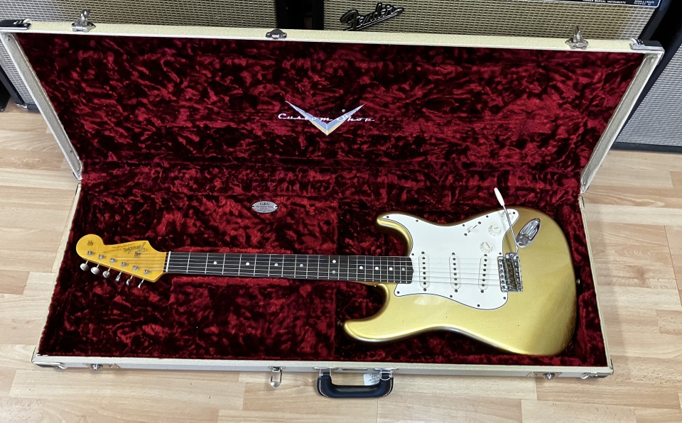 2022 Fender Stratocaster Custom Shop 64 Reissue.