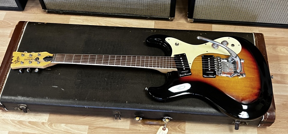 1966 Mosrite Ventures