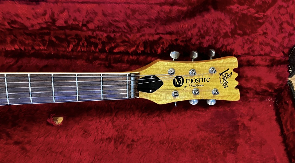 1966 Mosrite Ventures